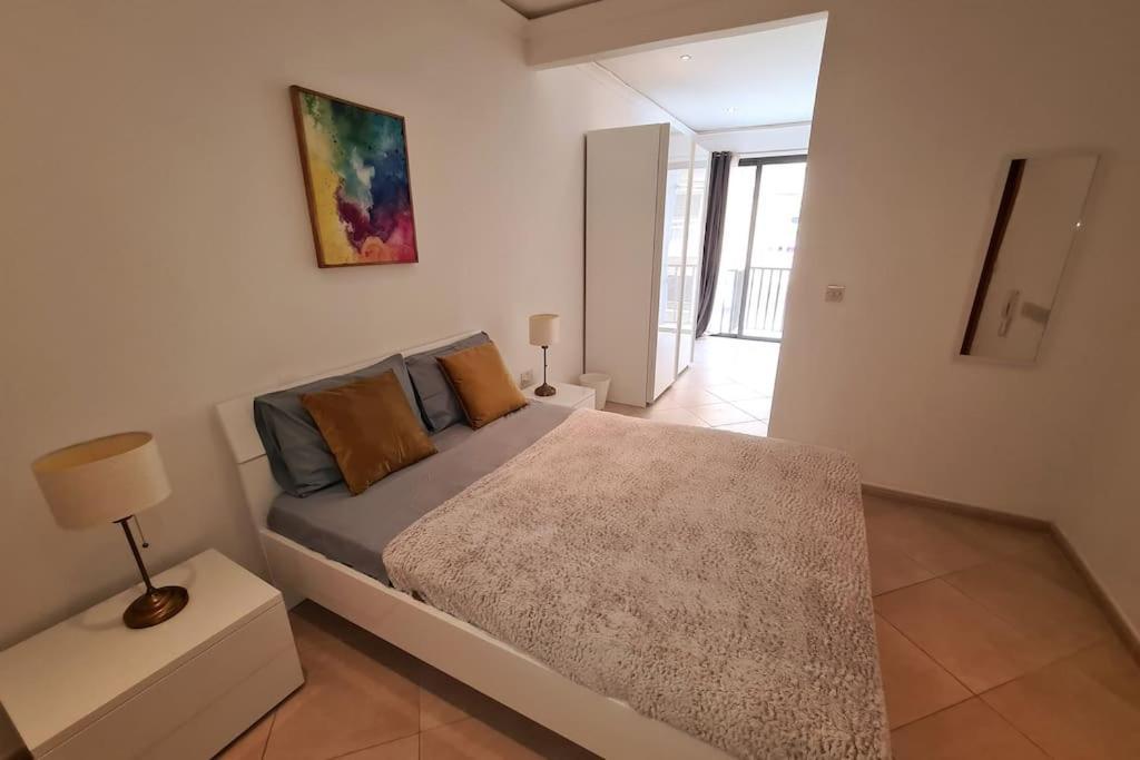 Seaview 2 Bedroom Ap. In Spinola San Ġiljan Extérieur photo